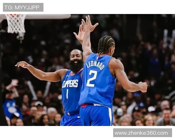 快船胜鹈鹕，莱昂纳德砍下35分，团队合作再现强大实力
